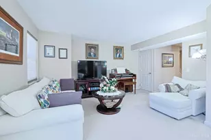 7519 Kingsgate Way, West Chester, OH 45069 - Photo 4