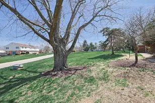 7519 Kingsgate Way, West Chester, OH 45069 - Photo 28