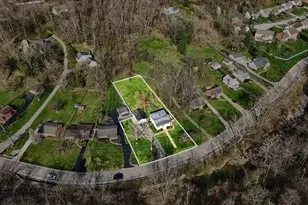 1923 Berkshire Rd, Anderson Township, OH 45230 - Photo 2