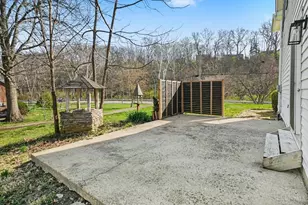 1923 Berkshire Rd, Anderson Township, OH 45230 - Photo 28