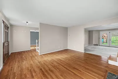 1923 Berkshire Road, Cincinnati, OH 45230 - Photo 6