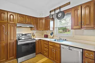 113 Siebenthaler Ave, Reading, OH 45215 - Photo 10