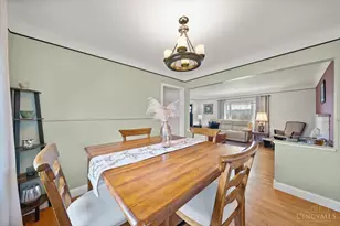 113 Siebenthaler Ave, Reading, OH 45215 - Photo 6