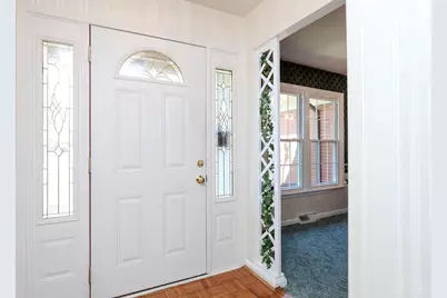 7214 Greenfarms Drive, Springfield Township, OH 45224 - Photo 10