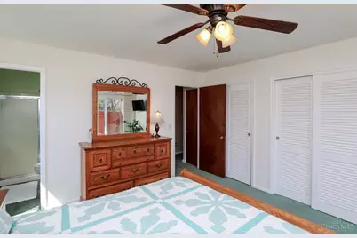 7214 Greenfarms Drive, Springfield Township, OH 45224 - Photo 22