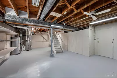 6683 Greentree Drive, Springfield Township, OH 45224 - Photo 36