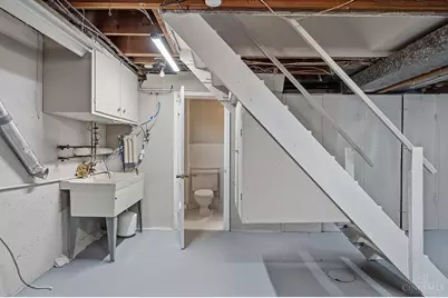 6683 Greentree Drive, Springfield Township, OH 45224 - Photo 38