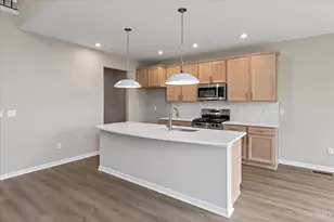181 Farmstead Blvd, Springboro, OH 45066 - Photo 2
