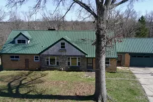 5220 Valley Ridge Rd, Green Township, OH 45247 - Photo 2