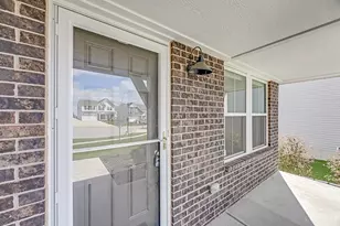 7860 Ellington Ct, Hamilton Township, OH 45039 - Photo 4