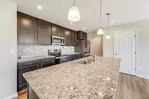 7860 Ellington Ct, Hamilton Township, OH 45039 - Photo 12