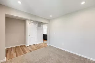 7860 Ellington Ct, Hamilton Township, OH 45039 - Photo 6