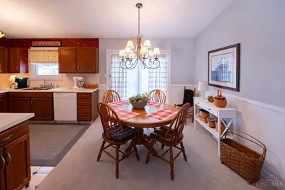 205 Heather Way Street, Middletown, OH 45042 - Photo 8