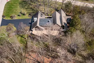 6853 Cloister Cliffs Dr, Madison Township, OH 45042 - Photo 2