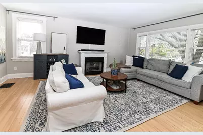 2832 Linwood Avenue, Cincinnati, OH 45208 - Photo 6