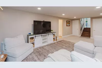 325 Thelma Avenue, Clayton, OH 45415 - Photo 22