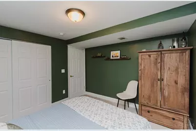 325 Thelma Avenue, Clayton, OH 45415 - Photo 26