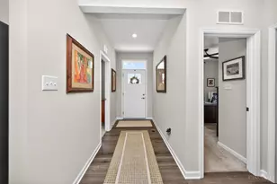 7114 Rivendell Cir, Miami Township, OH 45459 - Photo 2