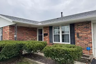 5850 Corlett Ct, Huber Heights, OH 45424 - Photo 4