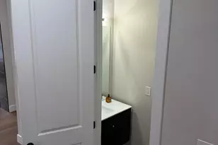 148 Mulberry St, Cincinnati, OH 45202 - Photo 10