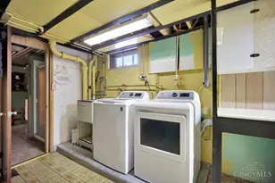 6917 Kleindale Ave, Cincinnati, OH 45231 - Photo 32