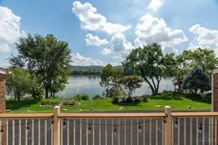 2207 Riverside Dr, Cincinnati, OH 45202 - Photo 16