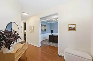 6308 Weber Woods Ct, Miami Township, OH 45140 - Photo 2