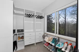 5743 Colerain Ave, Cincinnati, OH 45239 - Photo 16