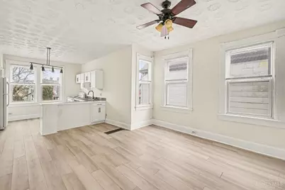 421 Southview Avenue, Cincinnati, OH 45219 - Photo 6