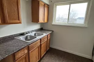 631 Mulberry St, Lockland, OH 45215 - Photo 8