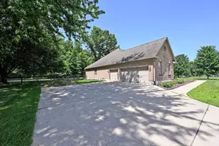 7577 Misty Woods Ct, Salem Township, OH 45152 - Photo 6
