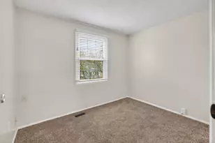 2847 Mossy Brink Ct, Deerfield Township, OH 45039 - Photo 12