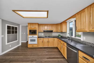 4747 Fawnwood Road, Kettering, OH 45429 - Photo 14