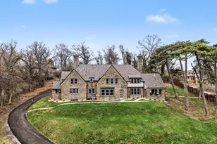 740 N Fred Shuttlesworth Cir, Cincinnati, OH 45229 - Photo 1