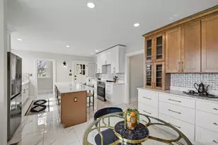 740 N Fred Shuttlesworth Cir, Cincinnati, OH 45229 - Photo 14