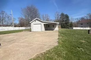 7560 Pippin Rd, Colerain Township, OH 45239 - Photo 30