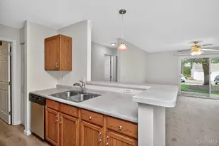 12071 Carrington Ln, Symmes Township, OH 45140 - Photo 8