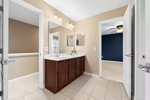 7556 Foxchase Dr, West Chester, OH 45069 - Photo 32