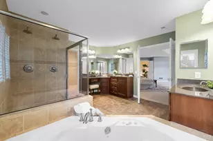 7556 Foxchase Dr, West Chester, OH 45069 - Photo 28