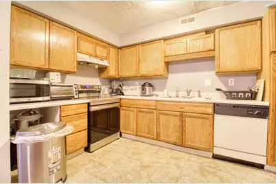 5331 Boehm Drive, Fairfield, OH 45014 - Photo 8