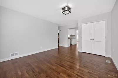 540 Observatory Drive, Springdale, OH 45246 - Photo 8