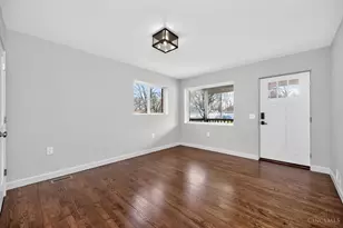 540 Observatory Dr, Springdale, OH 45246 - Photo 6