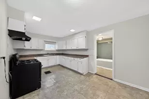 1954 Maple Ave, Norwood, OH 45212 - Photo 12