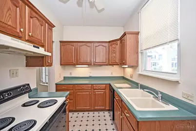 2840 Observatory Avenue #1, Cincinnati, OH 45208 - Photo 18