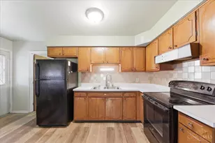 4826 Pierpont Dr, Trotwood, OH 45426 - Photo 8