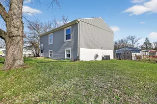 9952 Capstan Dr, Colerain Township, OH 45251 - Photo 2