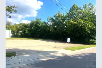 3325 E Sharon Road, Sharonville, OH 45241 - Photo 2