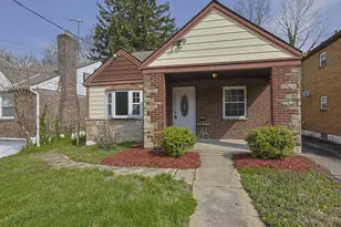 2652 Cedarbrook Dr, Golf Manor, OH 45237 - Photo 4