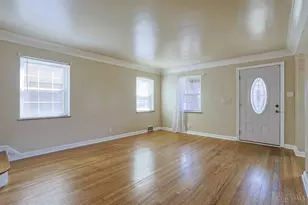 2652 Cedarbrook Dr, Golf Manor, OH 45237 - Photo 6