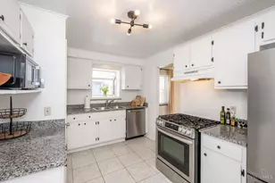 3102 Kinmont St, Cincinnati, OH 45208 - Photo 12